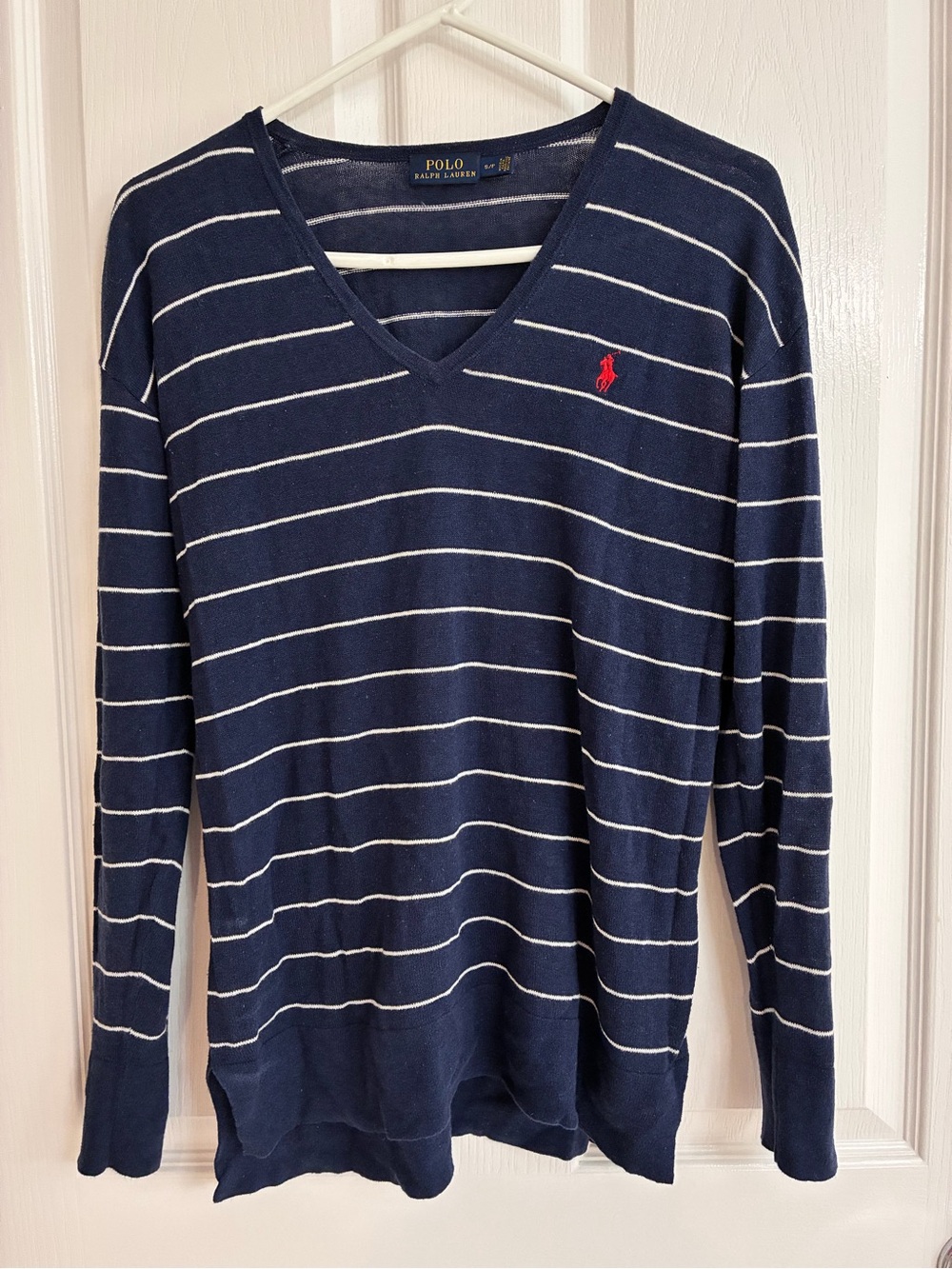 POLO Ralph Lauren Navy Striped V-Neck lightweight Sweater. Size small